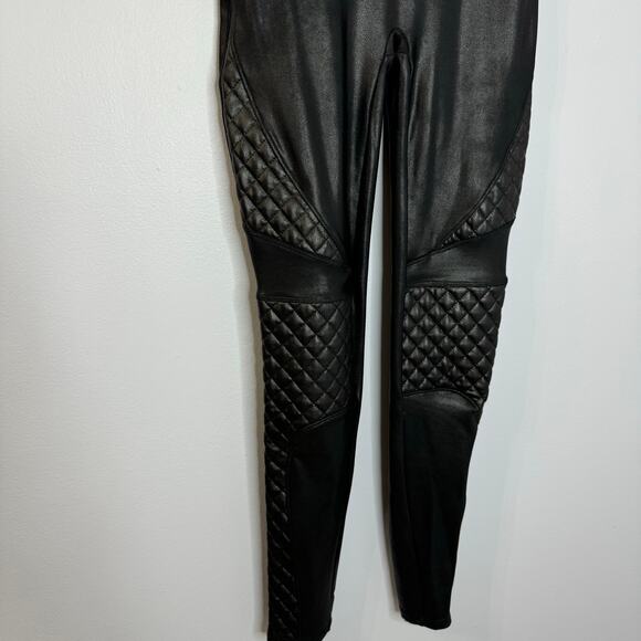 Spanx Quilted Faux Leather Moto Legging Black Stretch Slimming Women's Small - Picture 4 of 11